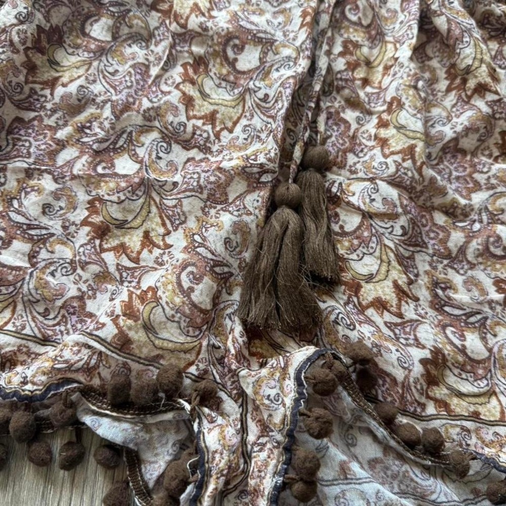 Nasty Gal Paisley Boho Festival Shorts Pom Pom Tassel High Waist Size 6 - Picture 2 of 4